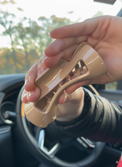Cloudy Claw Clip™